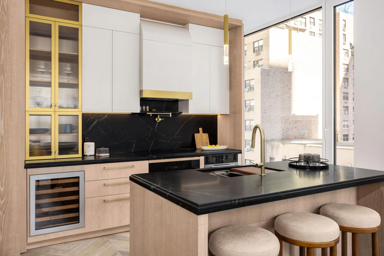 Real estate property located at 660 LEXINGTON #5B, New York, Midtown East, New York City, NY, US