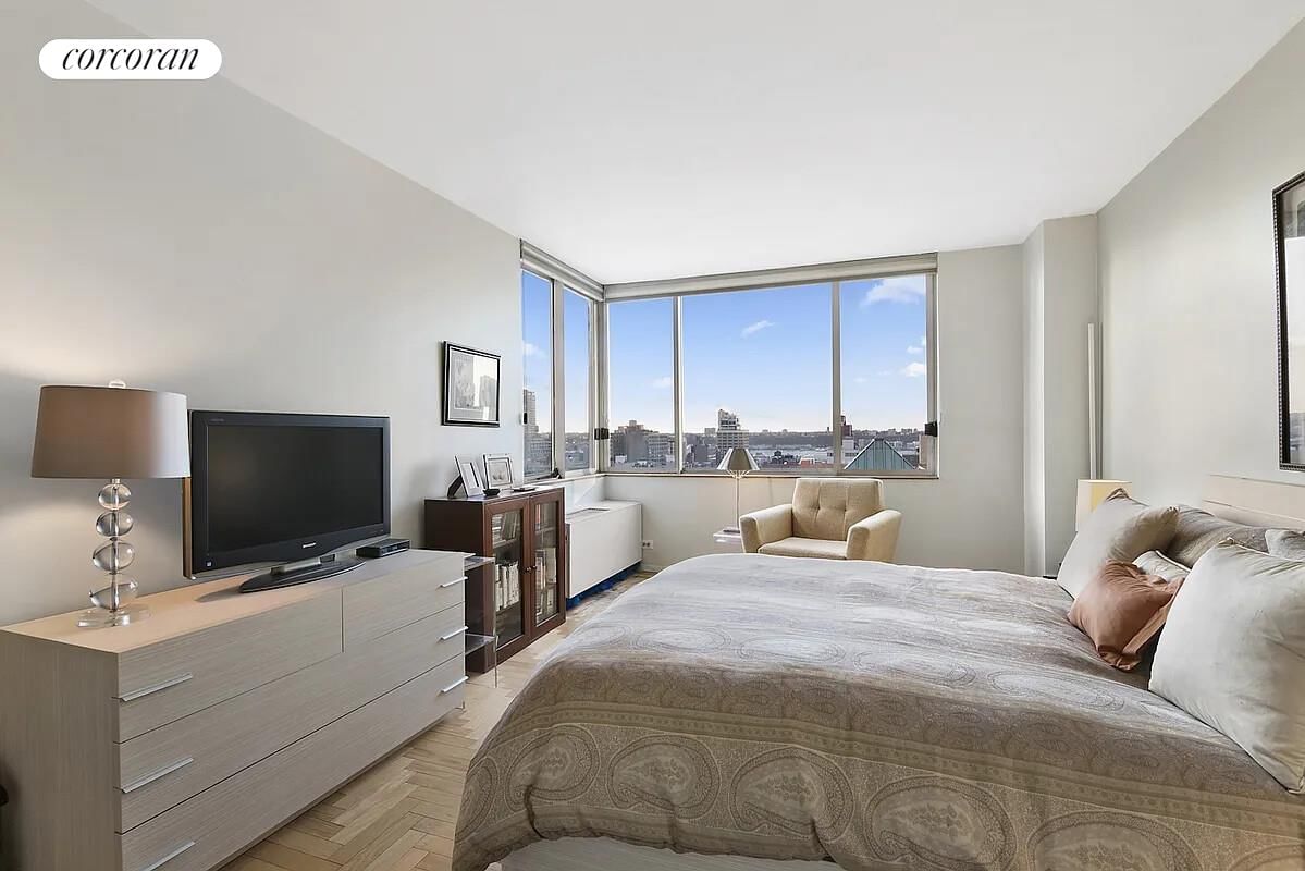Real estate property located at 350 50TH #10E, New York, Hell's Kitchen, New York City, NY, US