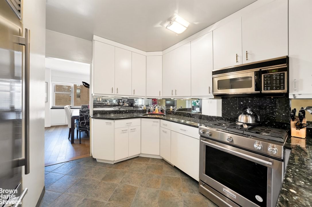 Real estate property located at 340 64TH #10H, New York, Lenox Hill, New York City, NY, US