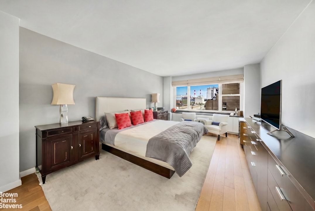 Real estate property located at 340 64TH #10H, New York, Lenox Hill, New York City, NY, US