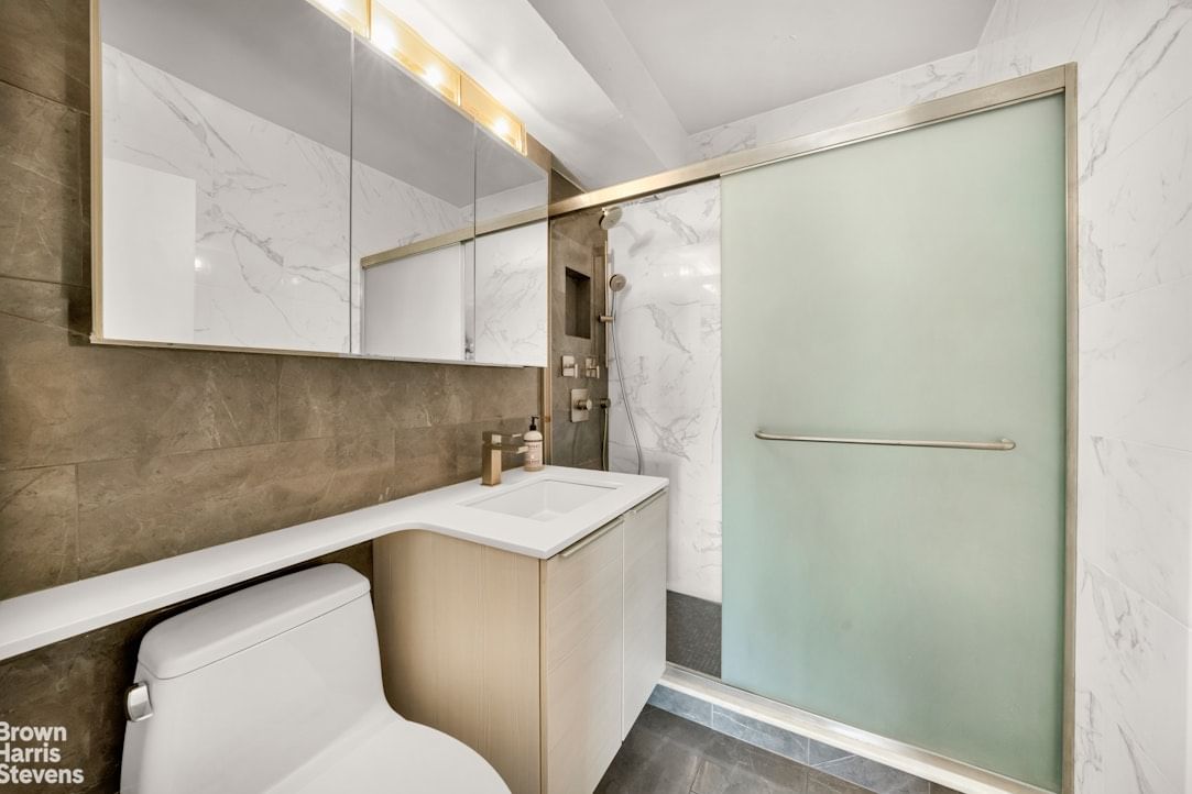 Real estate property located at 340 64TH #10H, New York, Lenox Hill, New York City, NY, US