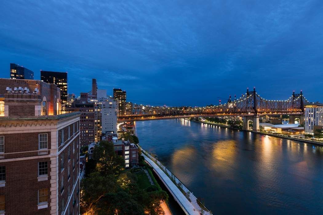 Real estate property located at 1 Sutton PH, New York, Sutton Place, New York City, NY, US