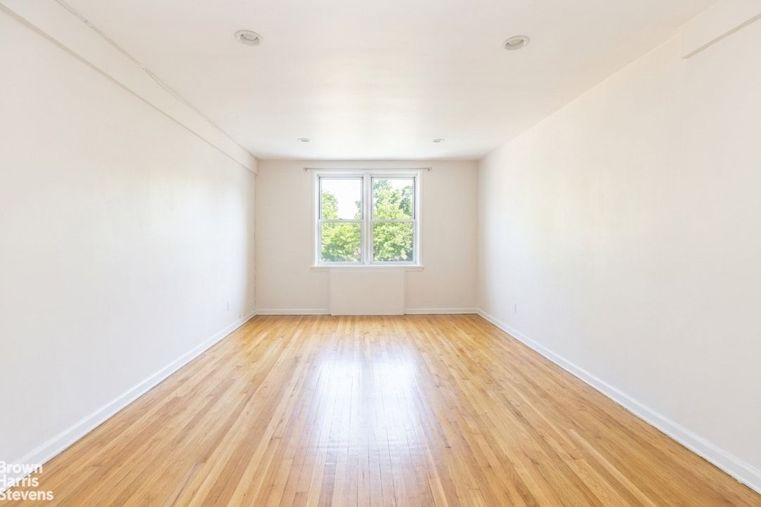 Real estate property located at 5620 NETHERLAND #3E, Bronx, North Riverdale, New York City, NY, US