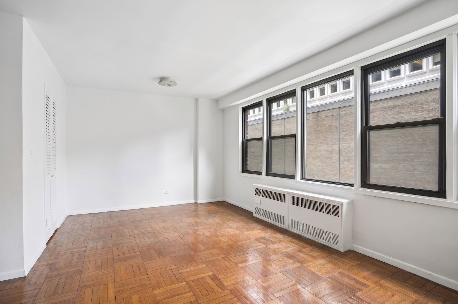 Real estate property located at 220 54TH #8J, New York, Sutton Place, New York City, NY, US