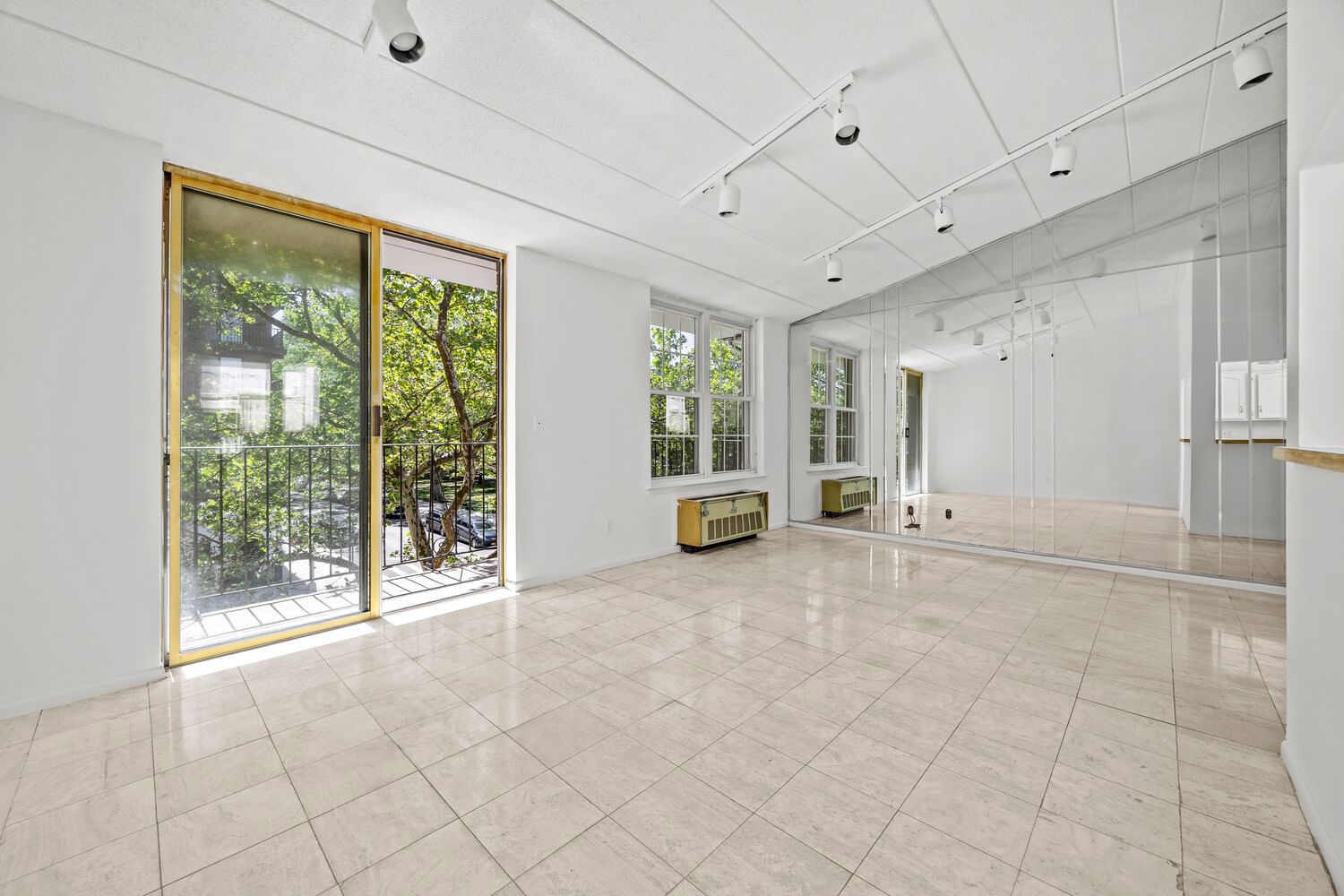 Real estate property located at 10106 4TH #26E, Kings, Fort Hamilton, New York City, NY, US
