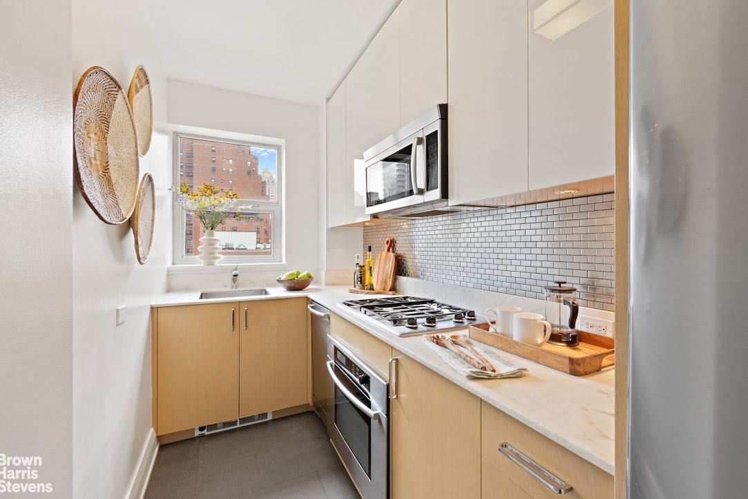 Real estate property located at 211 51ST #9F, New York, Turtle Bay, New York City, NY, US