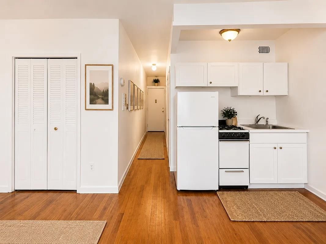 Real estate property located at 225 70th #4-A, New York, Lincoln Square, New York City, NY, US
