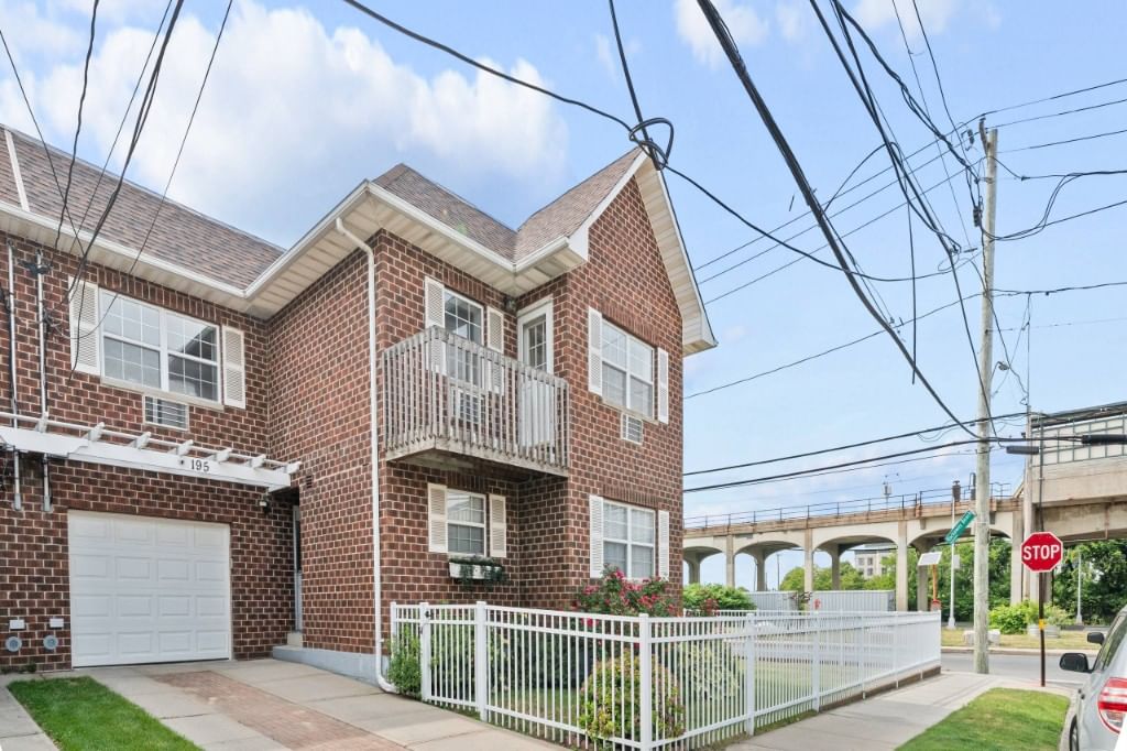 Real estate property located at 195 Beach 60th, Queens, Arverne, New York City, NY, US