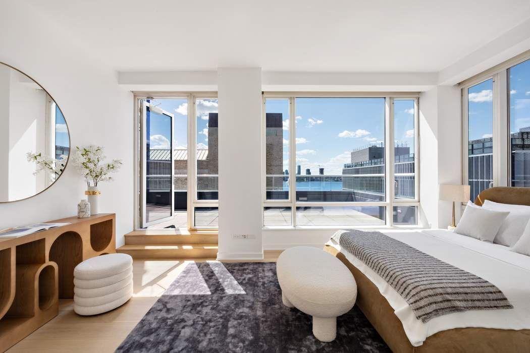 Real estate property located at 330 Spring #10B, New York, Hudson Square, New York City, NY, US