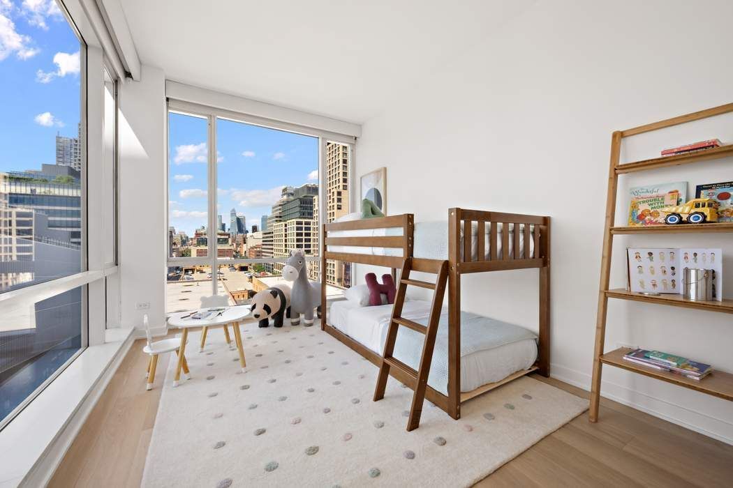 Real estate property located at 330 Spring #10B, New York, Hudson Square, New York City, NY, US