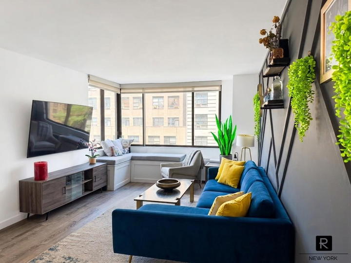 Real estate property located at 350 50th #9-G, New York, Hell's Kitchen, New York City, NY, US