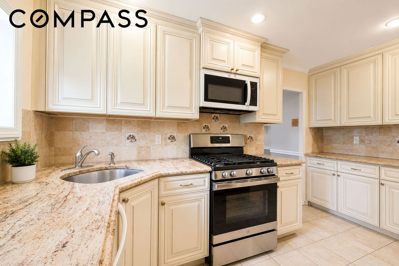 Real estate property located at 196 Prescott, Richmond, Grant City, New York City, NY, US