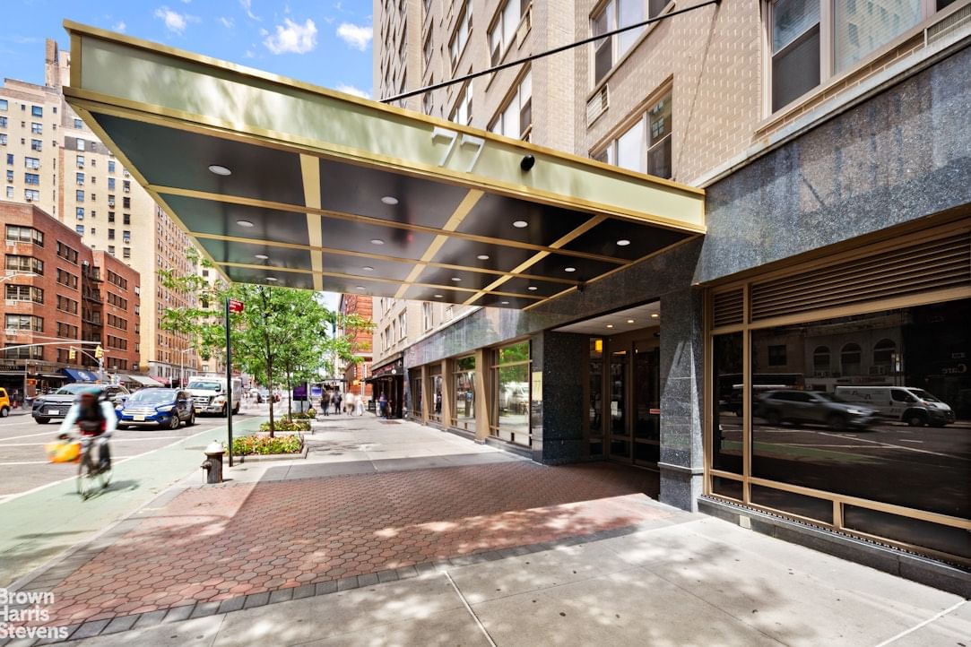 Real estate property located at 77 7TH #6P, New York, Chelsea, New York City, NY, US