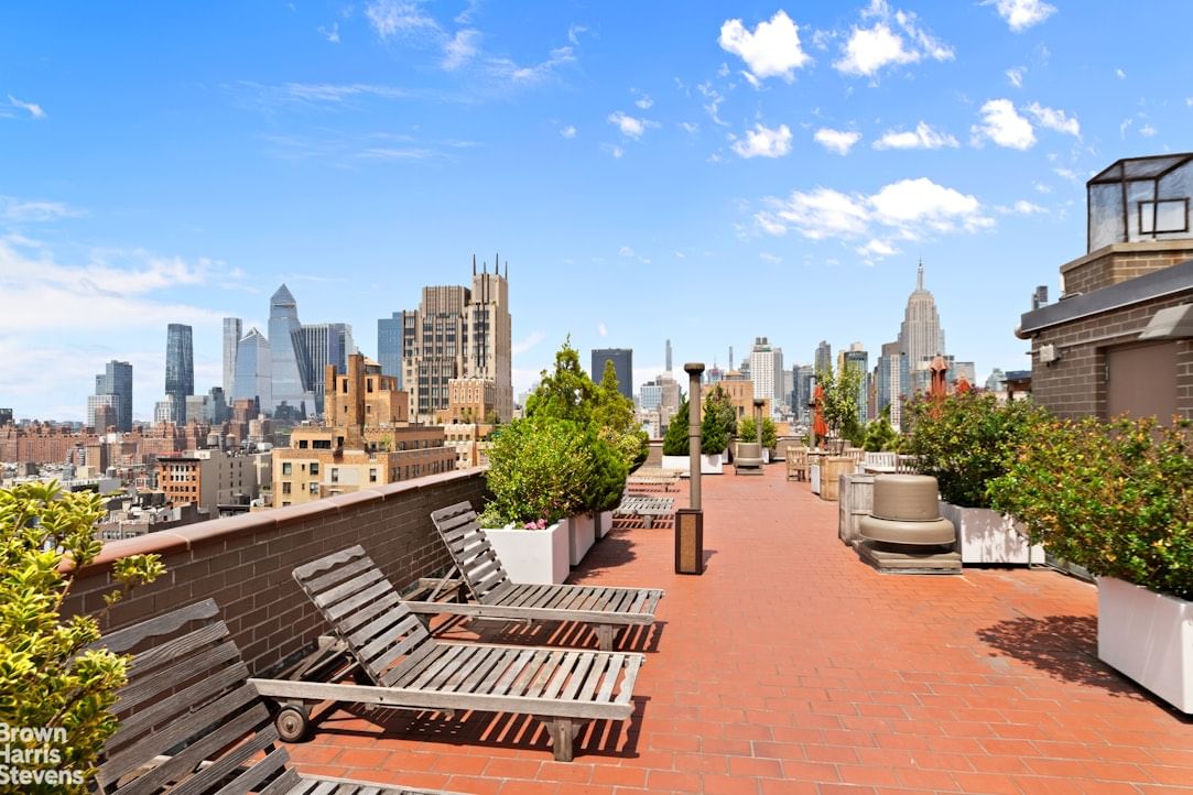 Real estate property located at 77 7TH #6P, New York, Chelsea, New York City, NY, US