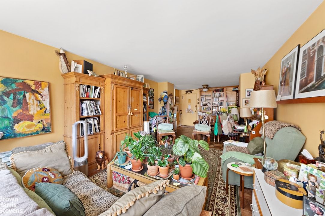 Real estate property located at 77 7TH #6P, New York, Chelsea, New York City, NY, US