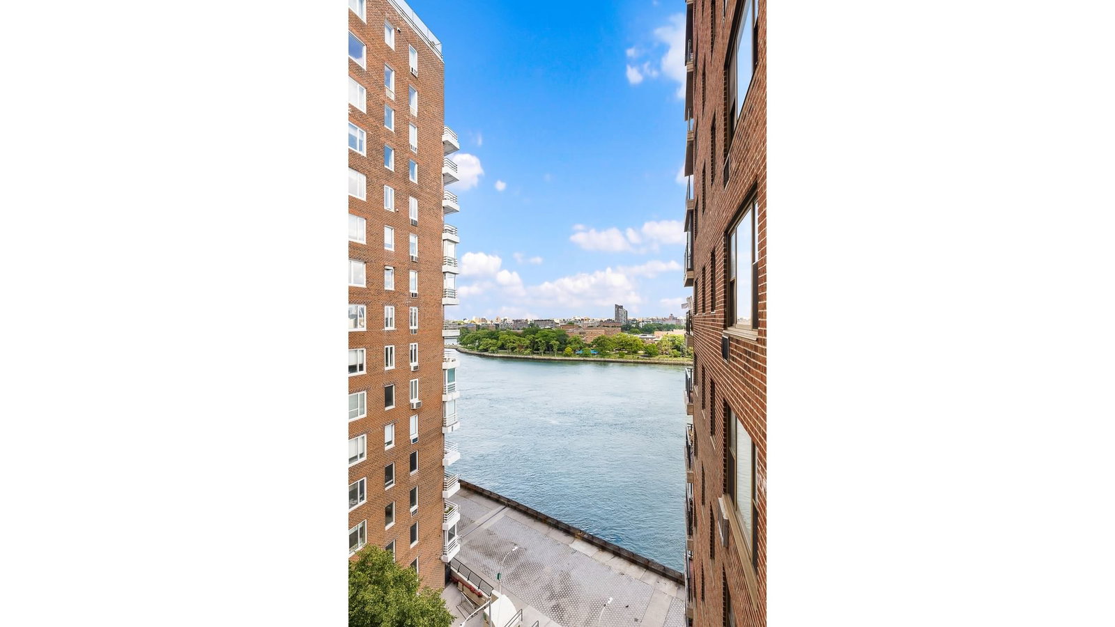 Real estate property located at 55 END #9E, New York, Yorkville, New York City, NY, US
