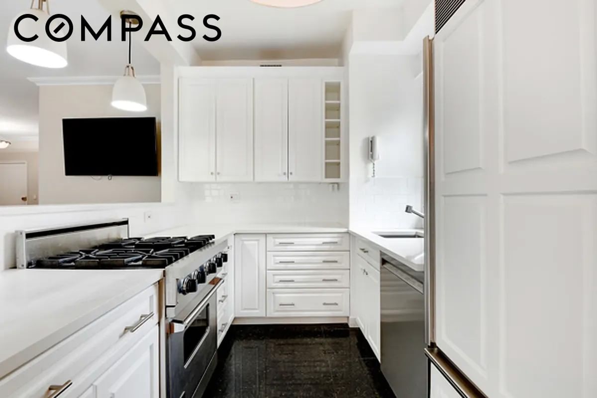 Real estate property located at 58 58th #25E, New York, Midtown, New York City, NY, US