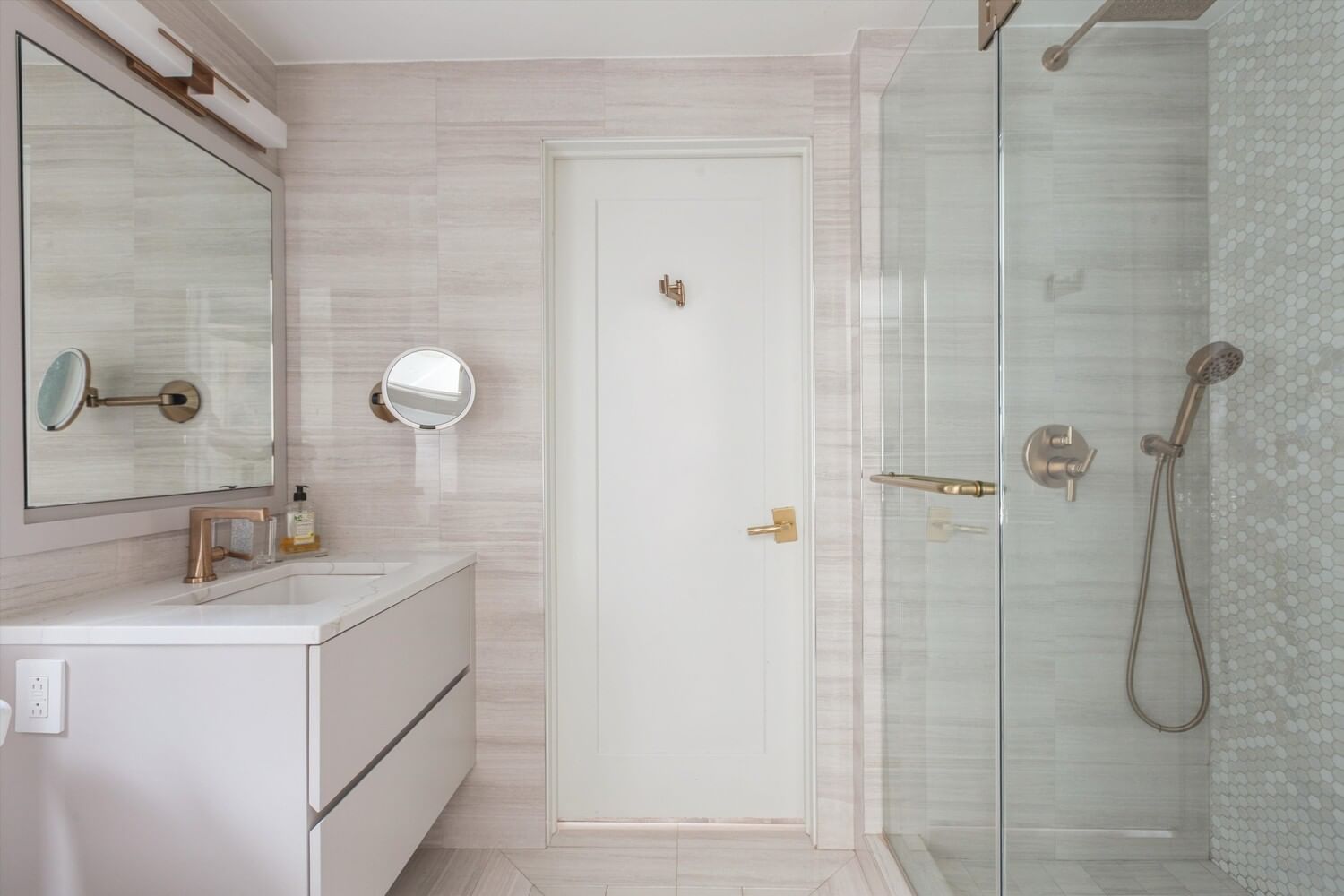Real estate property located at 230 50TH #3A, New York, Turtle Bay, New York City, NY, US
