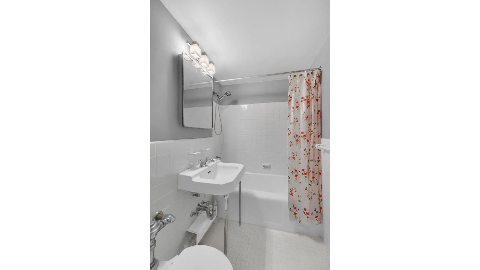 Real estate property located at 55 END #11N, New York, Yorkville, New York City, NY, US