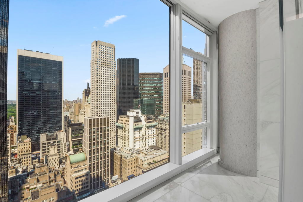 Real estate property located at 20 53RD #32B, New York, Midtown, New York City, NY, US