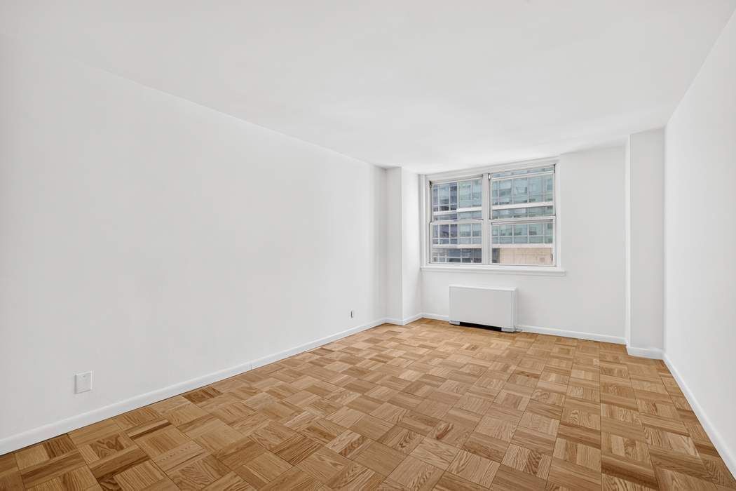 Real estate property located at 200 58th #11B, New York, Midtown, New York City, NY, US