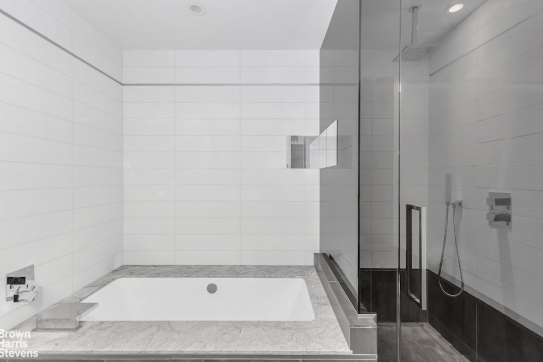 Real estate property located at 400 PARK #24A, New York, Nomad, New York City, NY, US