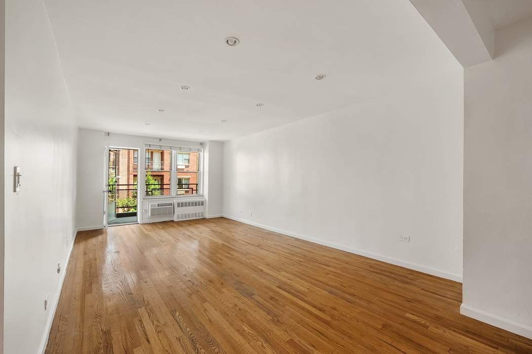 Real estate property located at 30-44 29th #4J, Queens, Astoria, New York City, NY, US