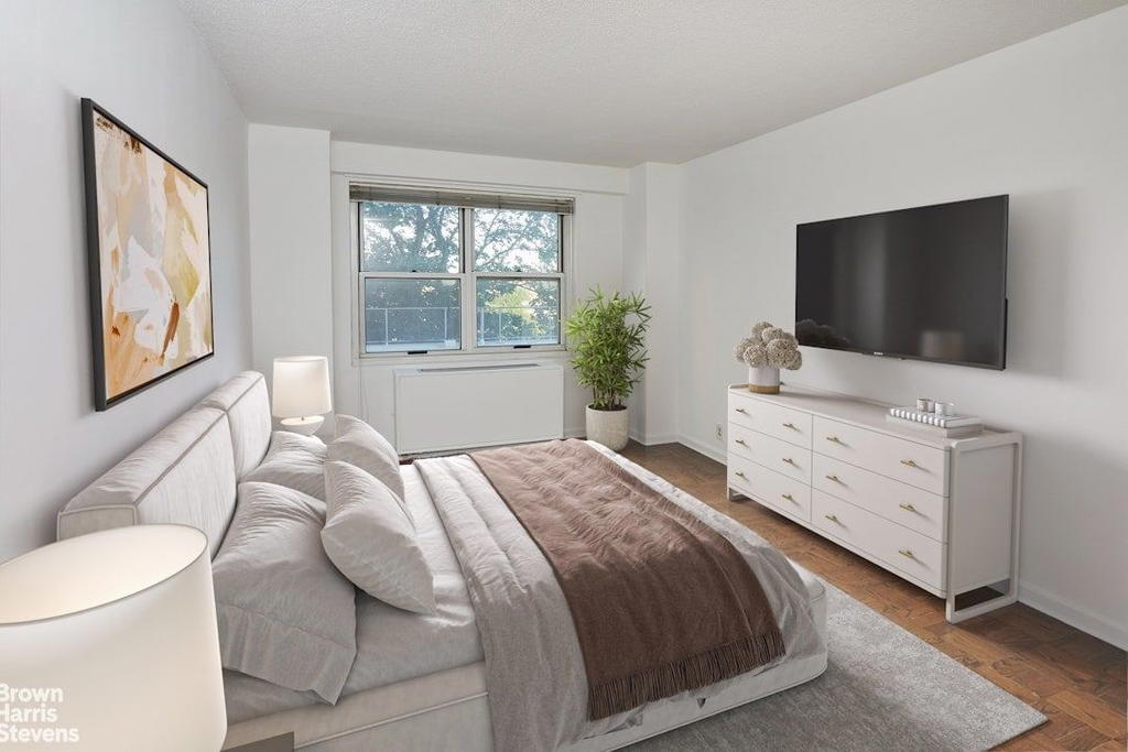 Real estate property located at 2400 JOHNSON #1K, Bronx, Spuyten Duyvil, New York City, NY, US