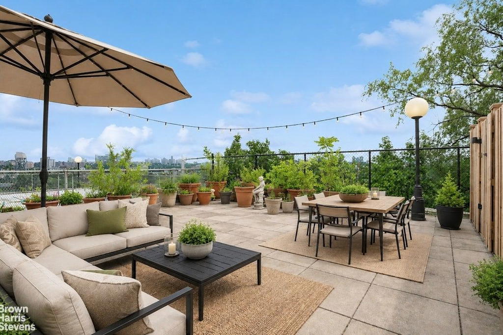 Real estate property located at 2400 JOHNSON #1K, Bronx, Spuyten Duyvil, New York City, NY, US