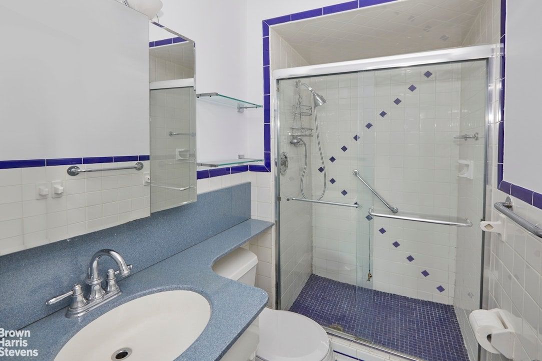 Real estate property located at 2400 JOHNSON #1K, Bronx, Spuyten Duyvil, New York City, NY, US