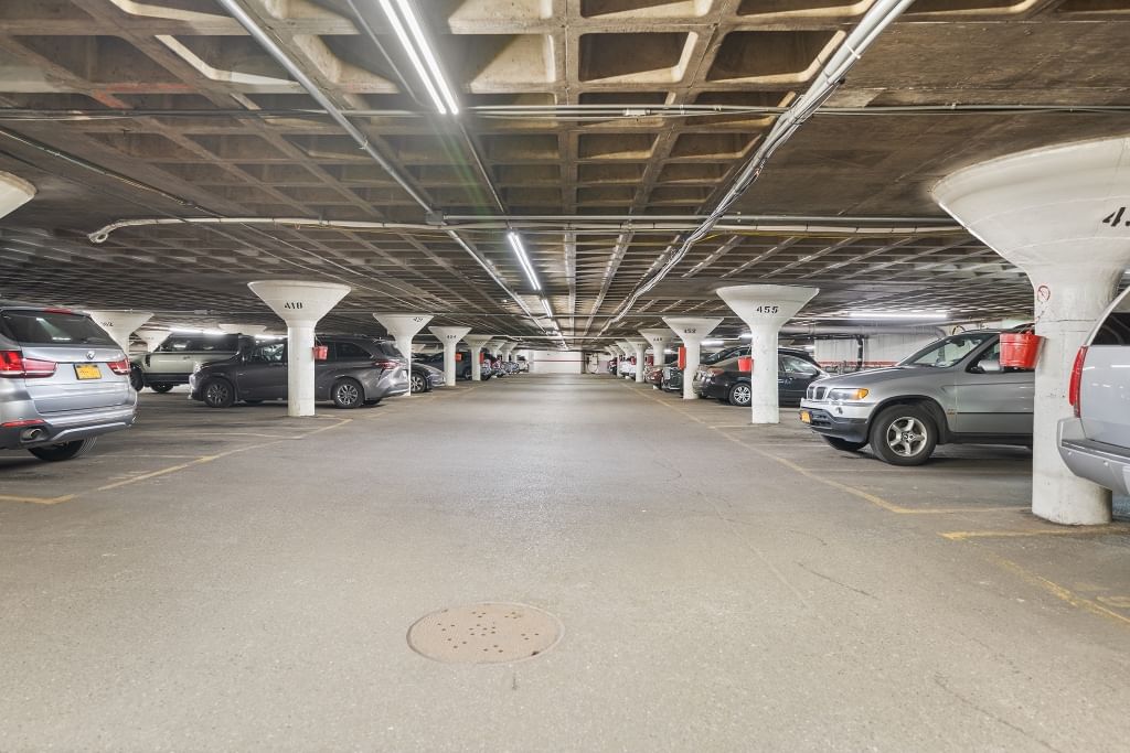Real estate property located at 61-35 98th #1J, Queens, Rego Park, New York City, NY, US