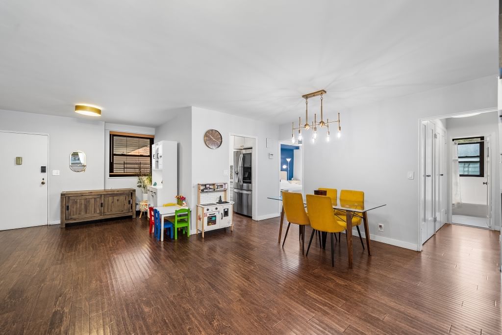 Real estate property located at 61-35 98th #1J, Queens, Rego Park, New York City, NY, US