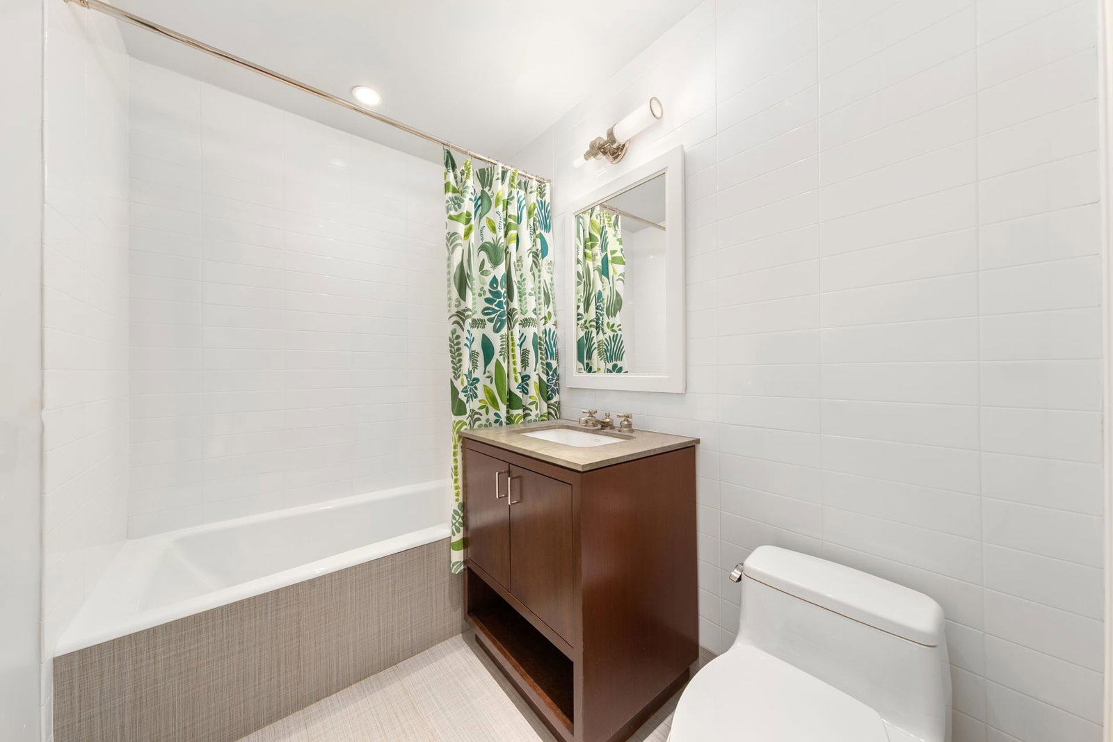 Real estate property located at 100 RIVERSIDE #27B, New York, Lincoln Square, New York City, NY, US