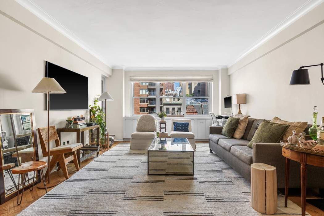Real estate property located at 710 Park #7B, New York, Lenox Hill, New York City, NY, US