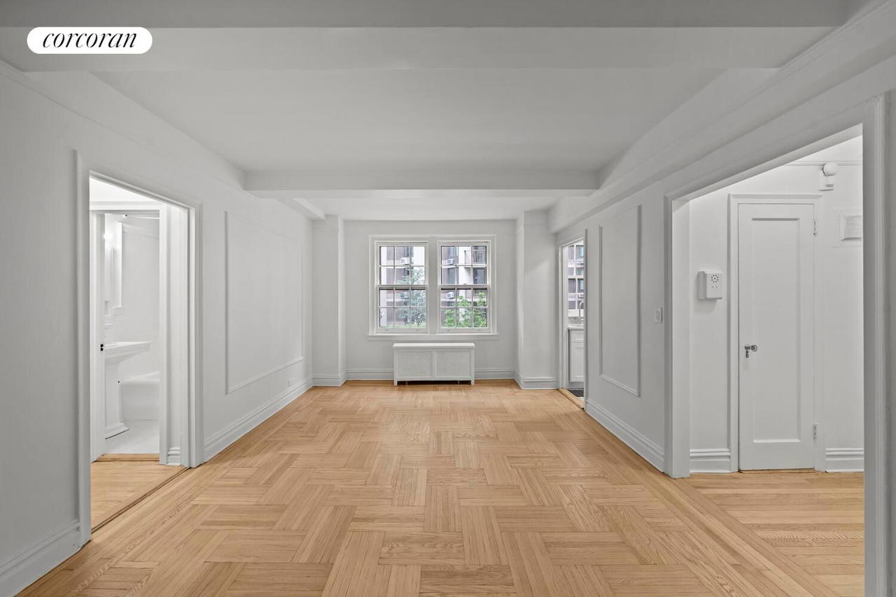 Real estate property located at 24 MONROE #2B, Kings, Brooklyn Heights, New York City, NY, US