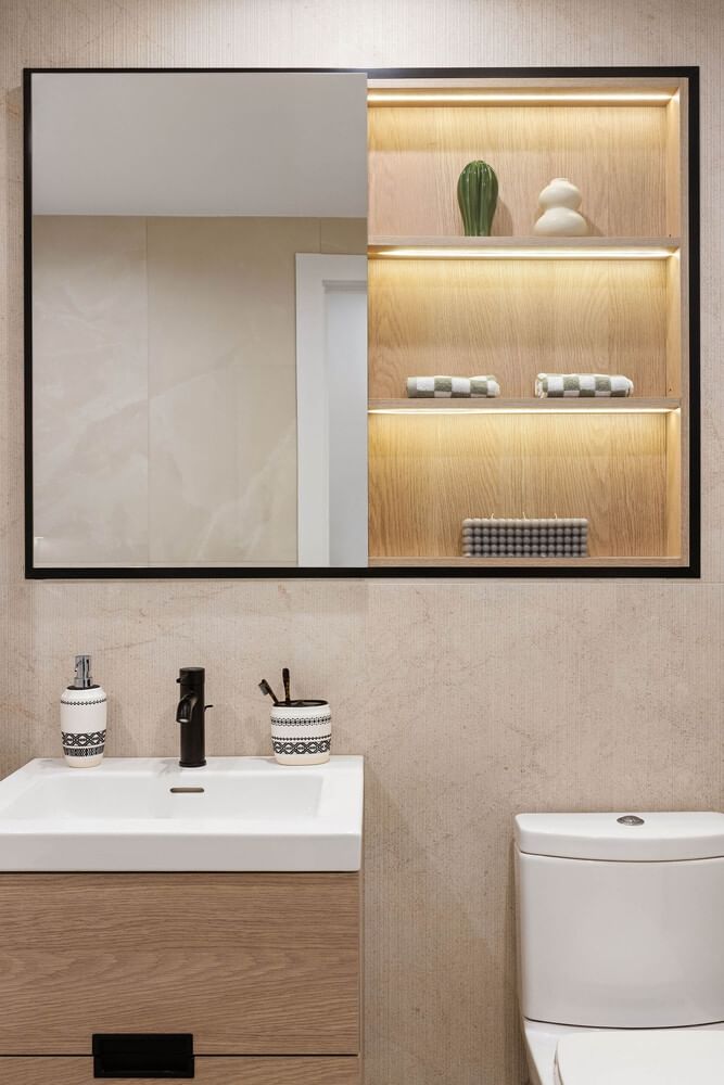 Real estate property located at 25-23 NEWTOWN #2B, Queens, Astoria, New York City, NY, US