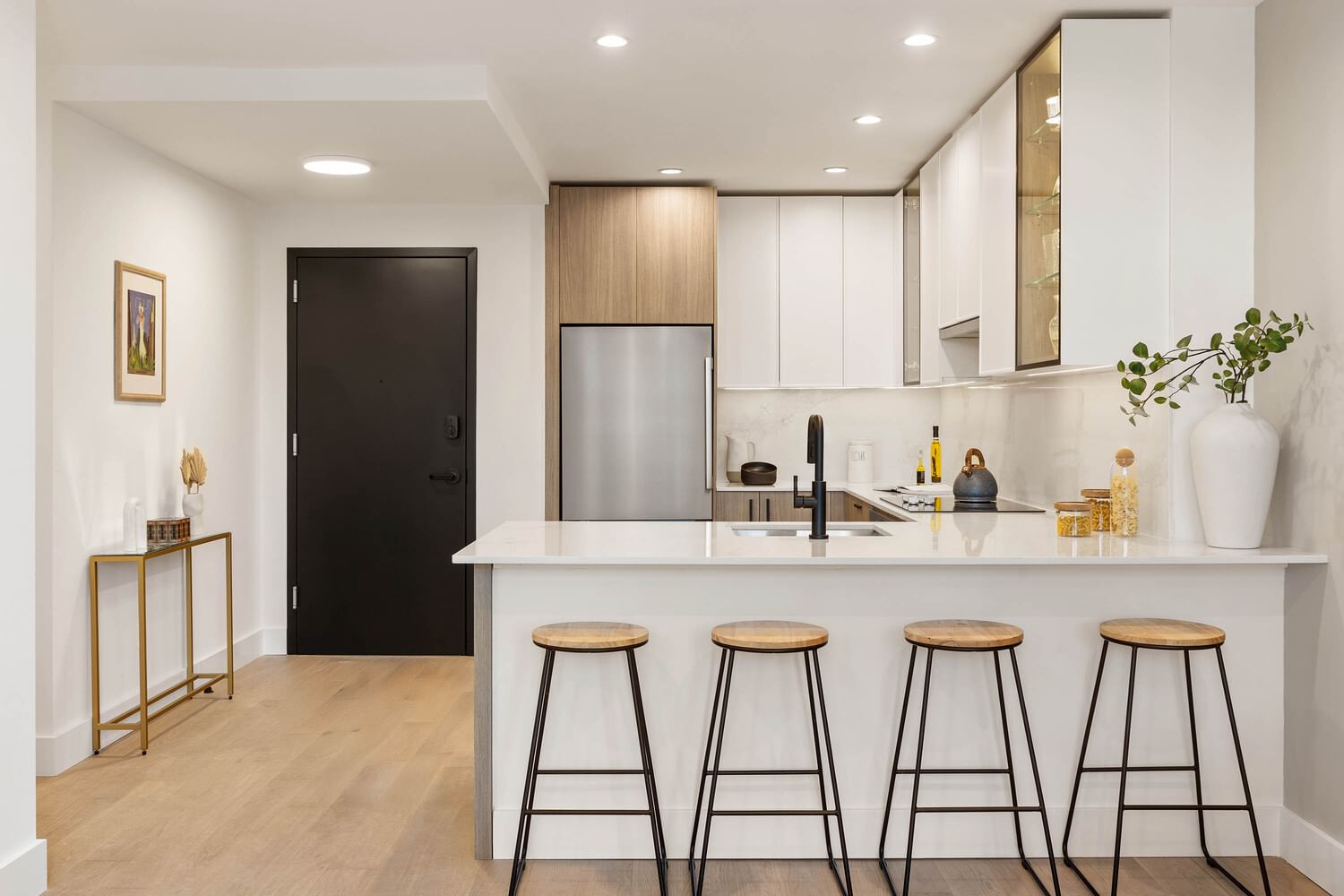 Real estate property located at 25-23 NEWTOWN #2B, Queens, Astoria, New York City, NY, US