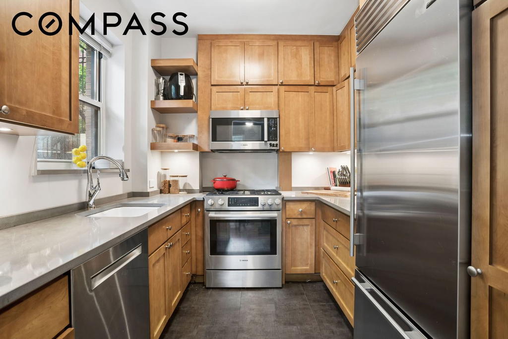 Real estate property located at 440 56th #1B, New York, Sutton Place, New York City, NY, US