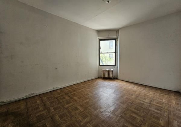 Real estate property located at 21-15 33rd #2-C, Queens, Ditmars Steinway, New York City, NY, US
