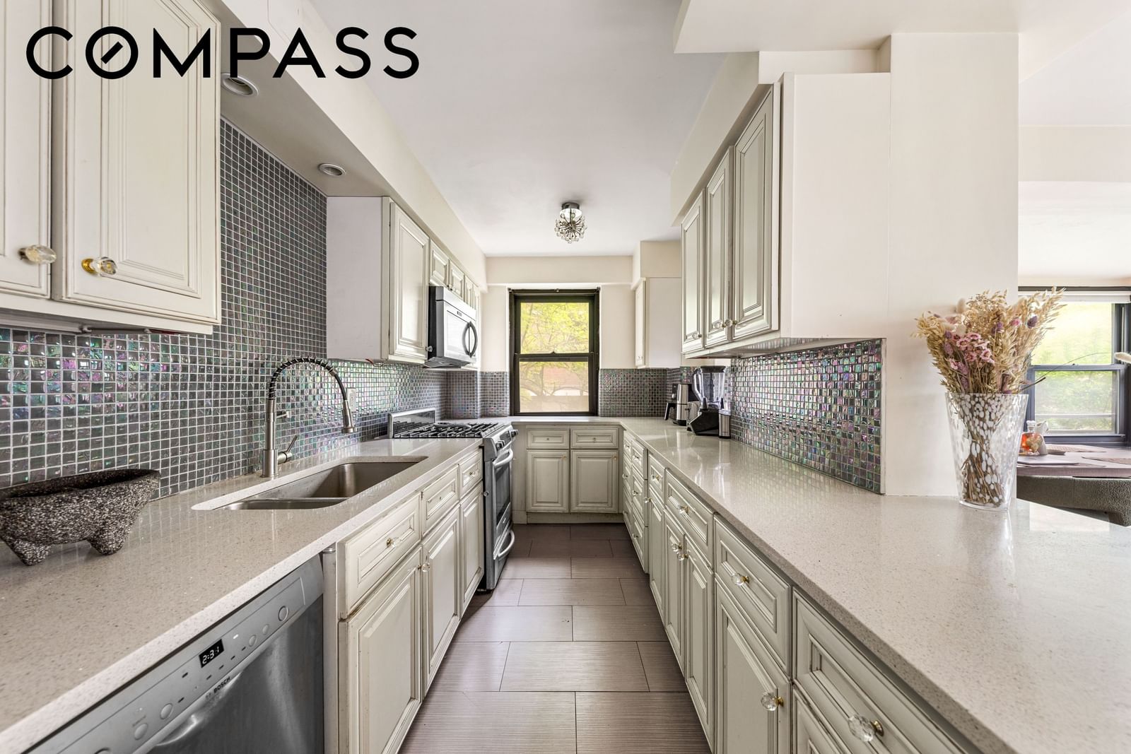 Real estate property located at 208 Broadway J106, New York, Lower East Side, New York City, NY, US