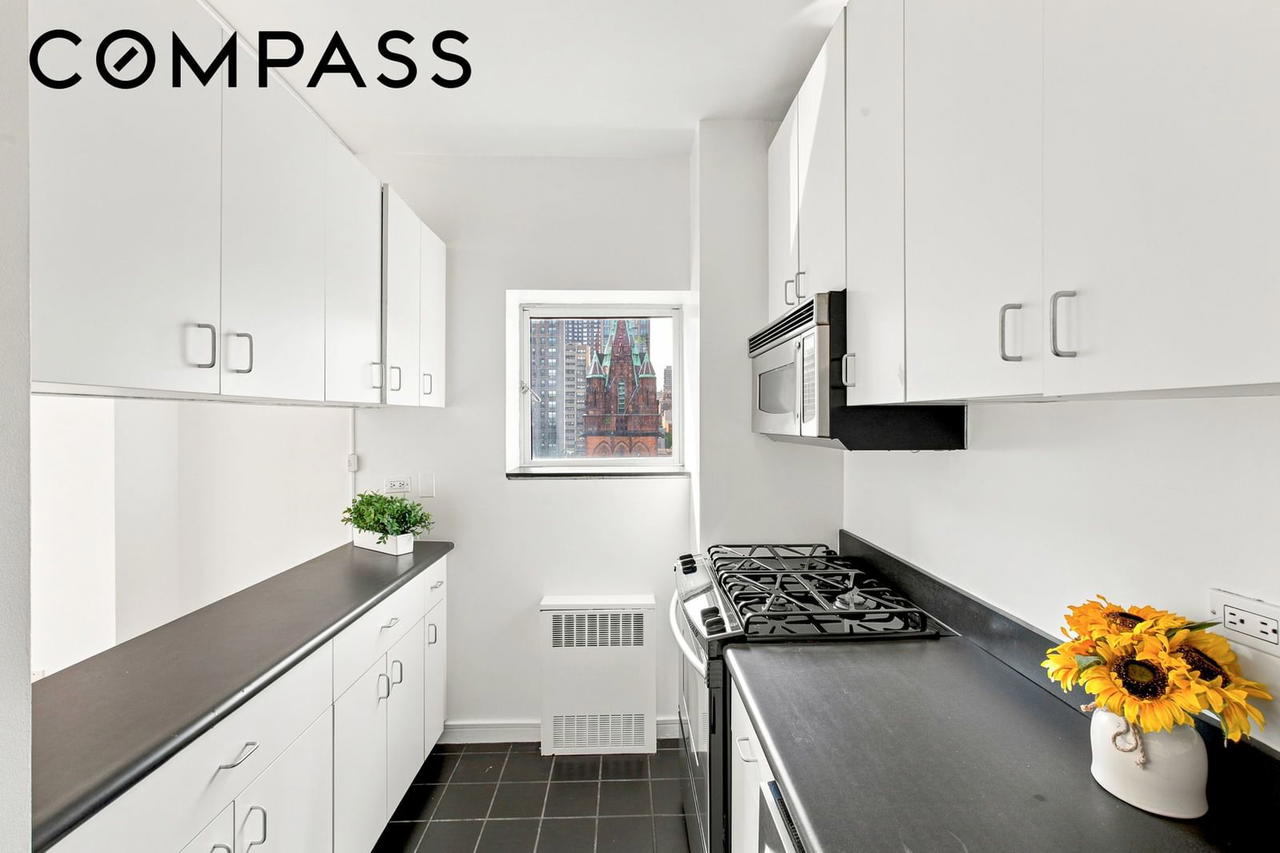 Real estate property located at 360 88th #9B, New York, Upper East Side, New York City, NY, US