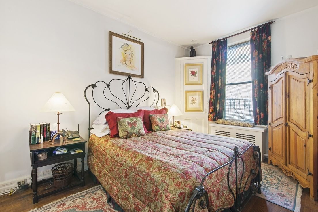 Real estate property located at 165 60th #5-A, New York, Upper East Side, New York City, NY, US