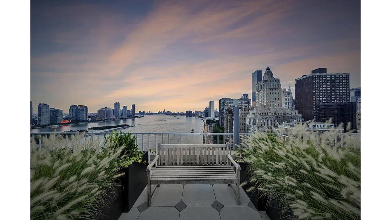 Real estate property located at 45 SUTTON #10H, New York, Sutton Place, New York City, NY, US