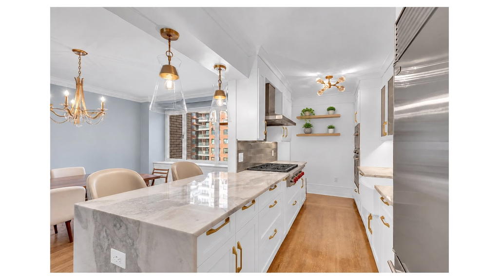 Real estate property located at 45 SUTTON #10H, New York, Sutton Place, New York City, NY, US
