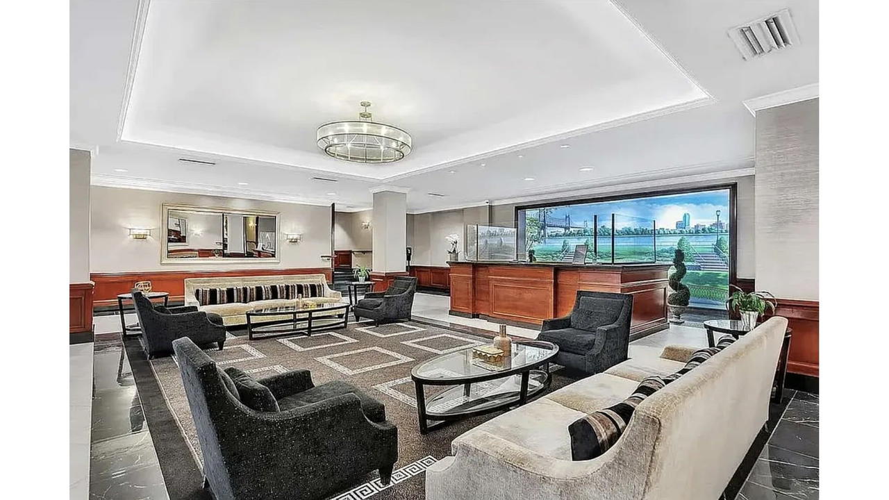 Real estate property located at 45 SUTTON #10H, New York, Sutton Place, New York City, NY, US