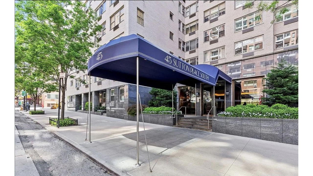 Real estate property located at 45 SUTTON #10H, New York, Sutton Place, New York City, NY, US