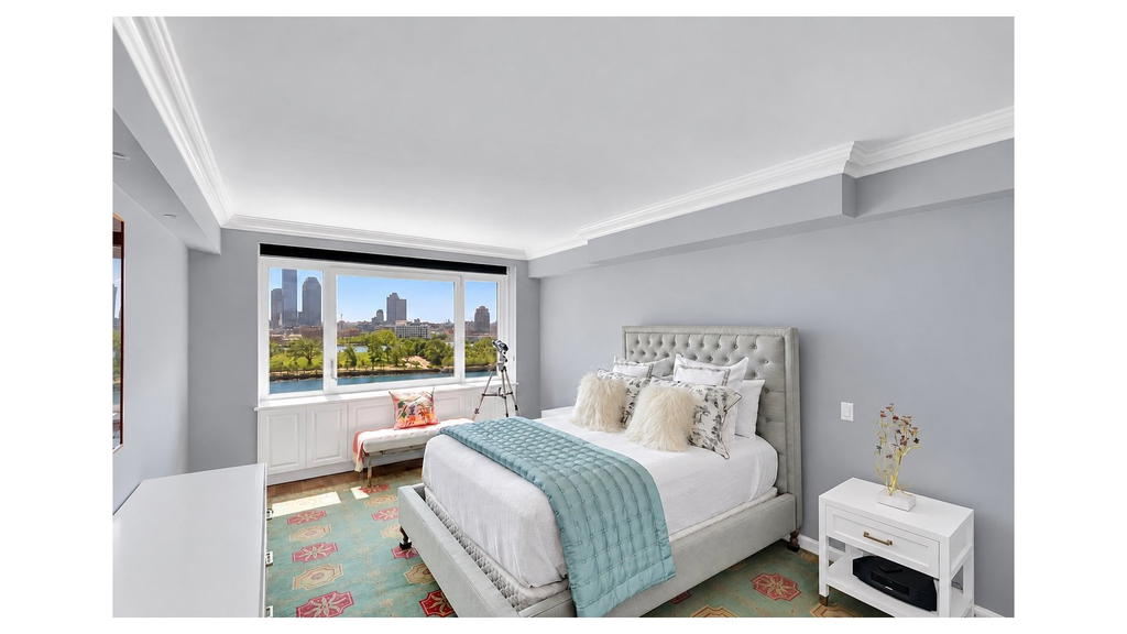 Real estate property located at 45 SUTTON #10H, New York, Sutton Place, New York City, NY, US