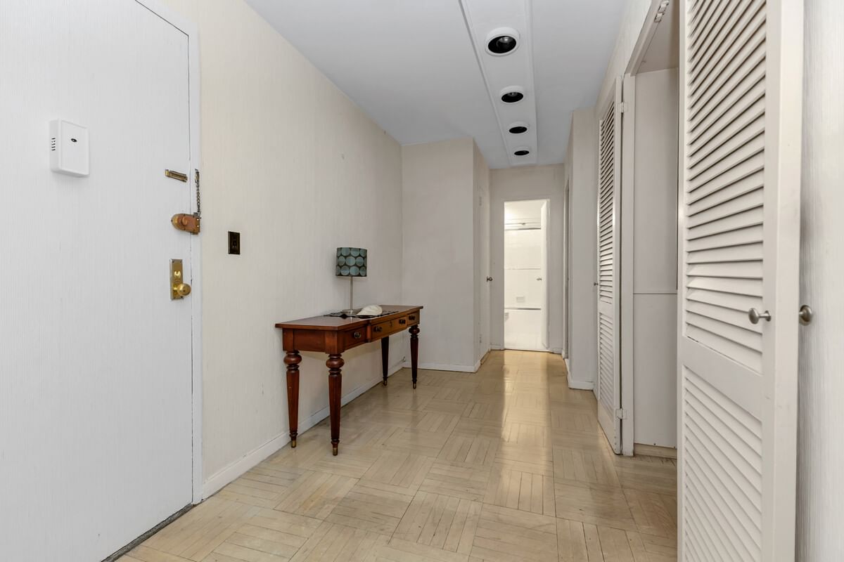 Real estate property located at 220 54TH #5E, New York, Sutton Place, New York City, NY, US