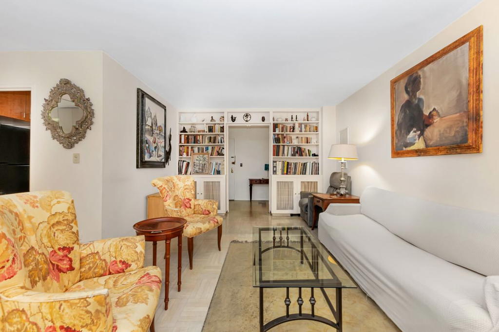 Real estate property located at 220 54TH #5E, New York, Sutton Place, New York City, NY, US