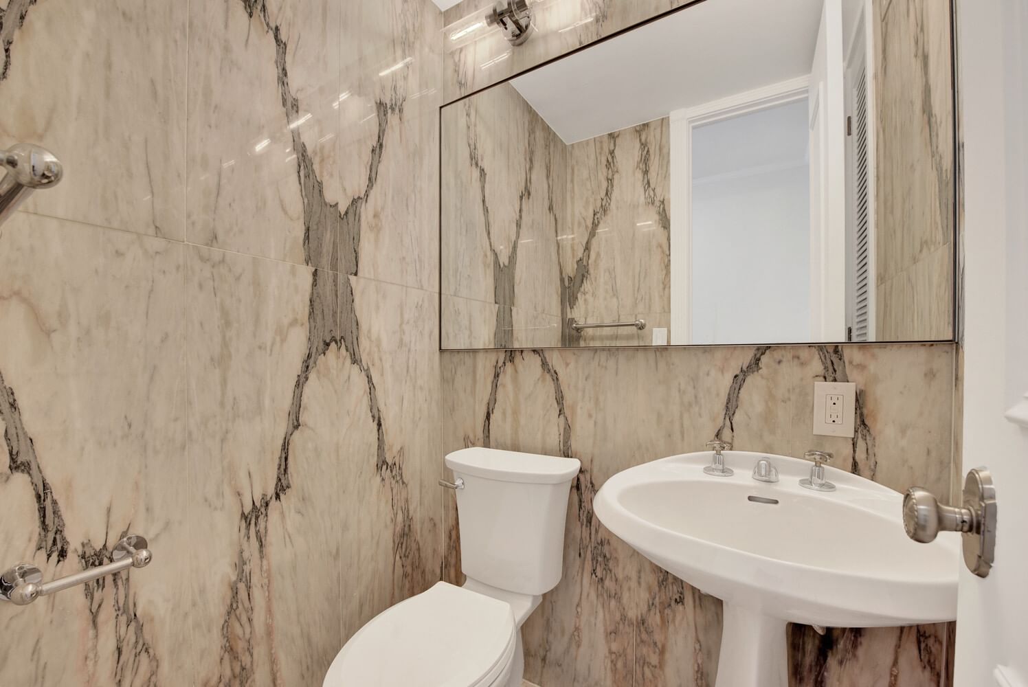 Real estate property located at 530 76TH #34/35, New York, Lenox Hill, New York City, NY, US